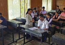 विनाअनुदानित महाविद्यालये खाजगी विद्यापीठांमध्ये रूपांतरित करण्यासाठी धोरण तयार करण्यासाठी तज्ञांची समिती.