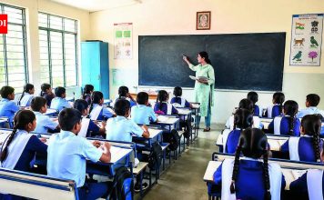 निवृत्तीने 116 पीएमसी शाळांच्या मुख्याध्यापकांची लूट केली, टीईटी नियमामुळे पदे रिक्त