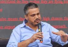 राष्ट्रवादीच्या कार्यकर्त्यांनी हडपसर दारूच्या अड्ड्याची तोडफोड केली; विरोधक मृत्यूसाठी सरकारच्या निष्क्रियतेला जबाबदार धरतात