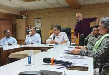 नागरिकांच्या तक्रारींनंतर CEC सदस्य RFD साइटला भेट देतात. पुणे बातम्या
